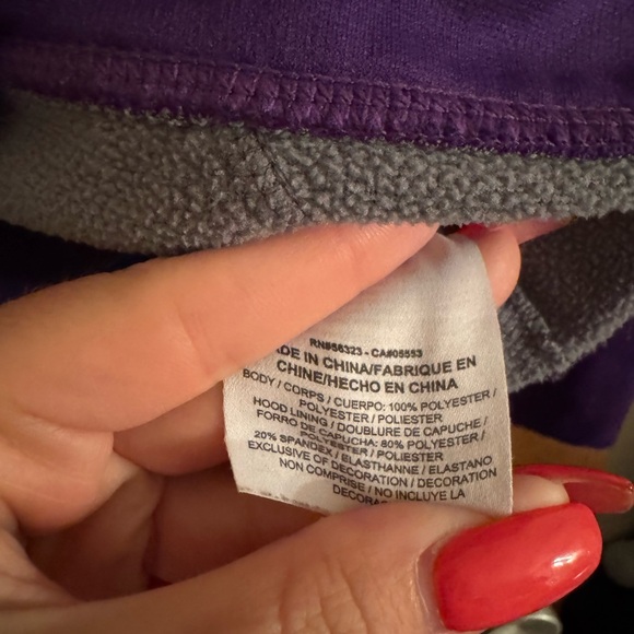 Nike Therma-Fit Heathered Gray Hoodie with Purple Center Swoosh - Picture 8 of 9